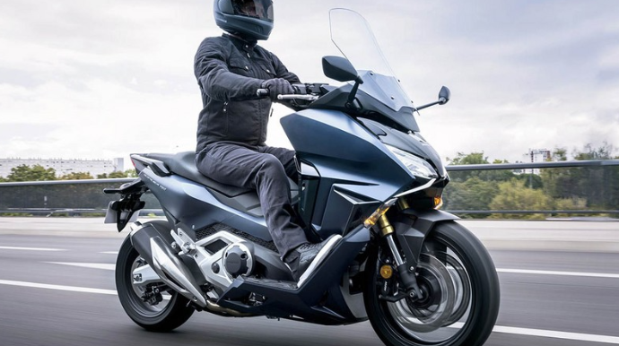 Motosiklet yarışlarında ağır qəza: Men adasında iki pilot vəfat etdi 