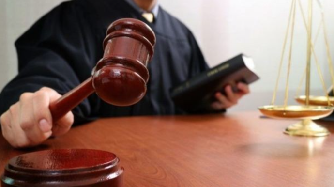 В Баку освобождённый по амнистии мужчина избил бывшую супругу