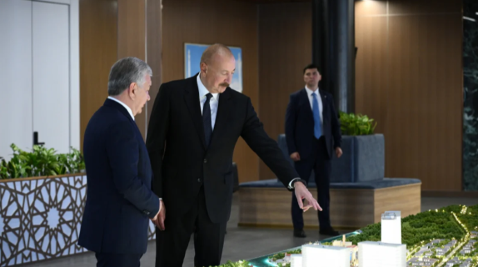 İlham Əliyev Özbəkistanda "Yeni Daşkənd" layihəsi ilə tanış olub - FOTO